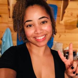 Meet your Posher, Tara